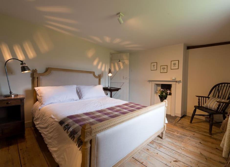 Navigation Cottage On The Historic Sea Lock Overlooking The Nature Reserve Maldon Exteriér fotografie